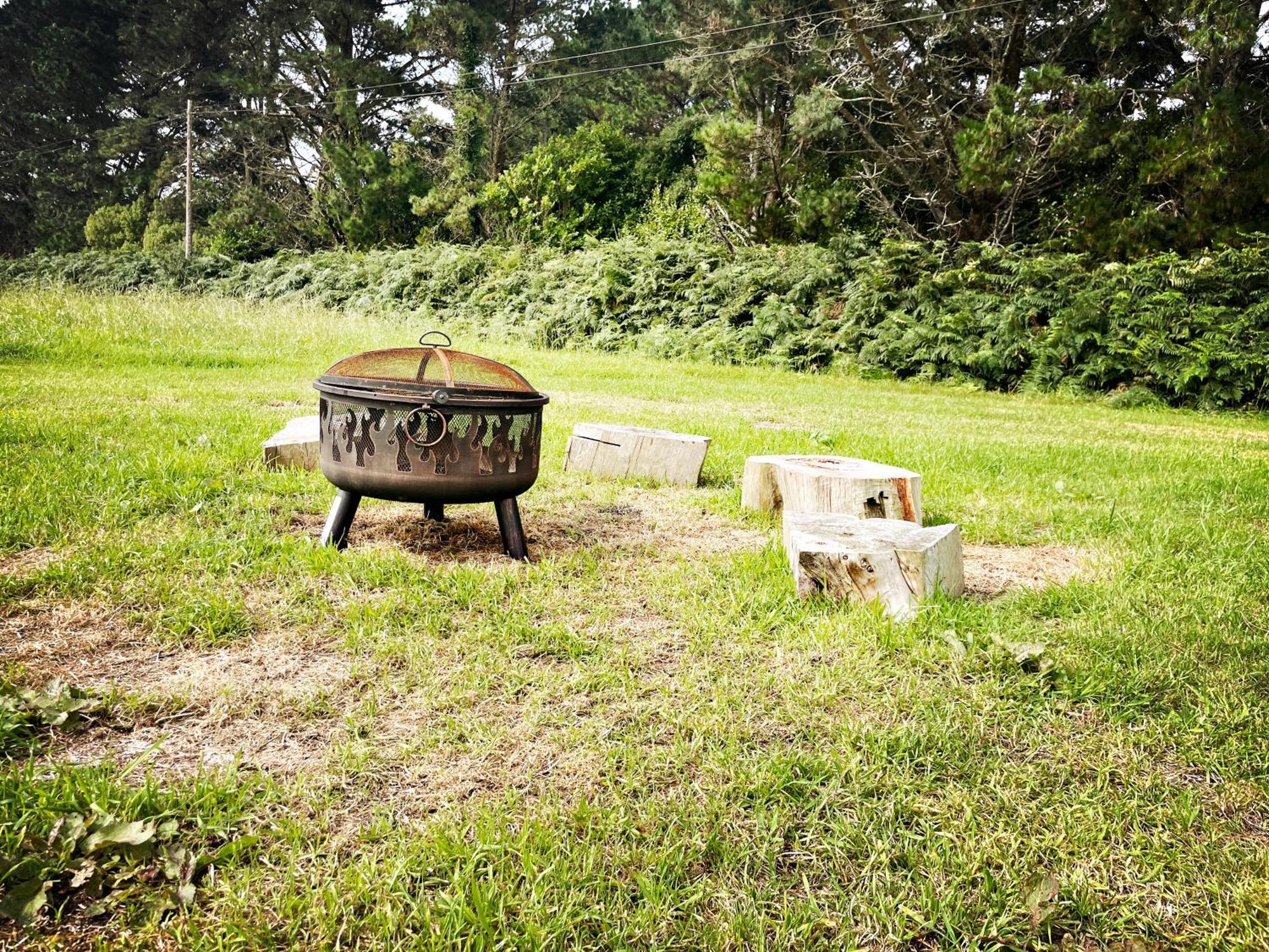 Trevena Cross Glamping & Camping Helston Exterior foto